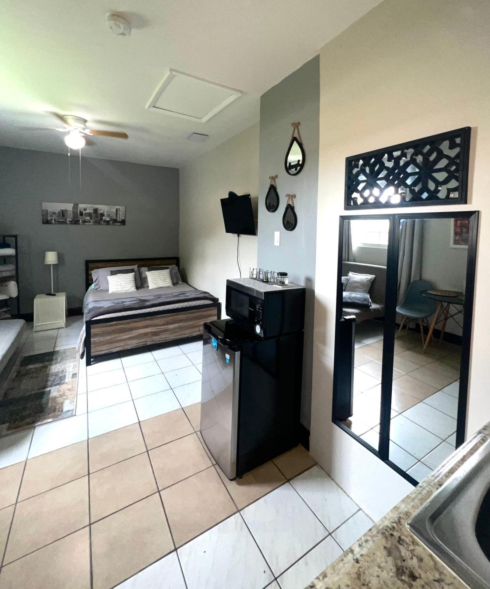 Lovely & Modern Room In Miami Cutler Ridge Εξωτερικό φωτογραφία
